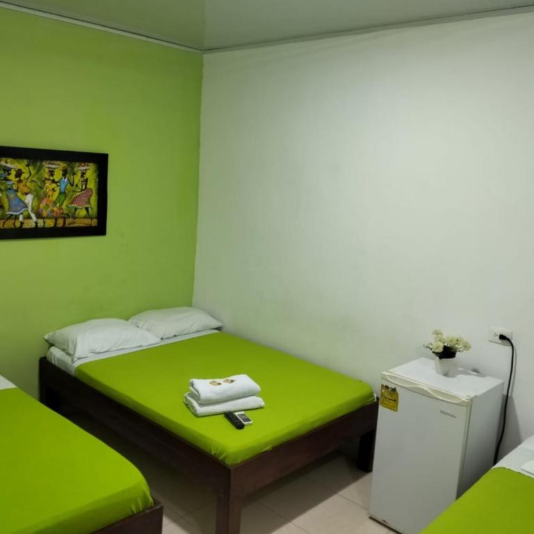 Alojamiento San Martín - Habitación Triple con baño privado - 8