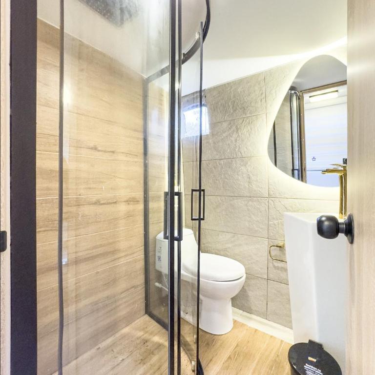 Rancho Las Santas - Family Room with Private Bathroom - 1