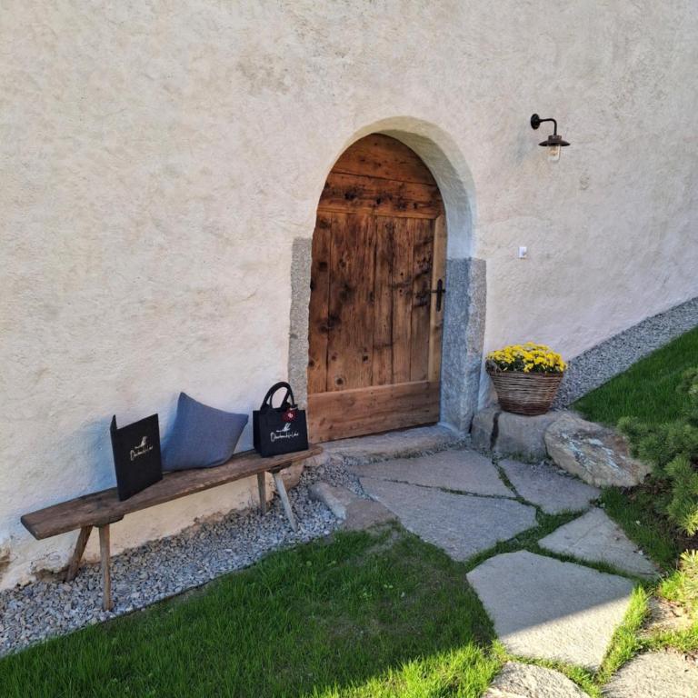 OBERBUCHFELDER historic farmhouse - Deluxe Two-Bedroom Apartment - 21