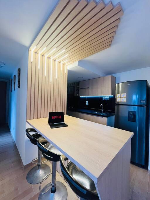 Apartamento Piscina sabaneta Medellín 20 minutos Poblado - Two-Bedroom Apartment - 11