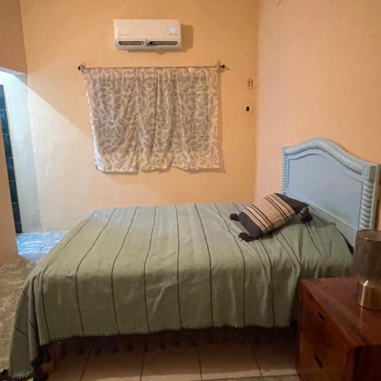 Casa Bety - Three-Bedroom House - 11