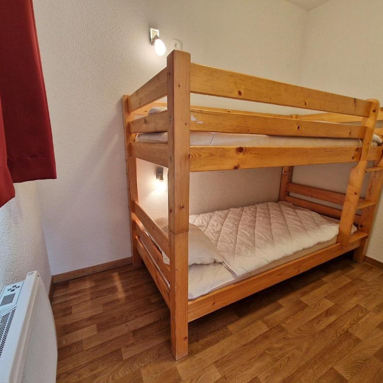 Appartement cosy 4 pers, proche télécabine, non-fumeur, animaux admis - FR-1-265-366 - Appartement - 4