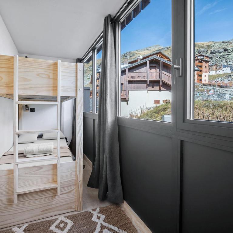 Appartement moderne proche centre et pistes avec WIFI - FR-1-640-69 - Appartement - 7
