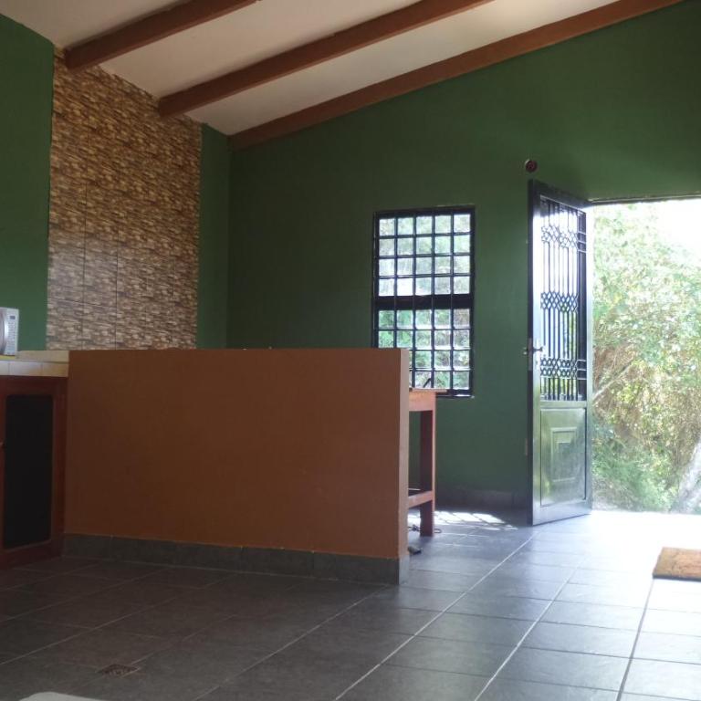 Blue Pine Farm Lodge Cabanas - Three-Bedroom House - 7