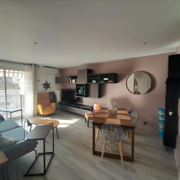 Petit Paradis Centre Sanary 3 chambres Parking Clims Wifi Terrasse - Apartamento de 3 dormitorios - 11