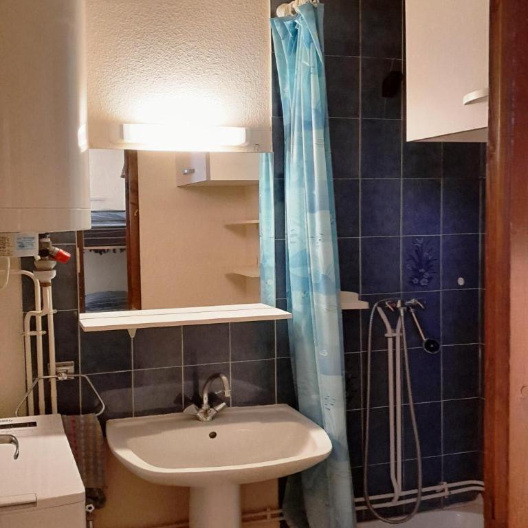 Appartement Saint Pierre la Mer 6 personnes, vue sur la mer, piscine, parking, tennis M330 - Two-Bedroom Apartment - 15
