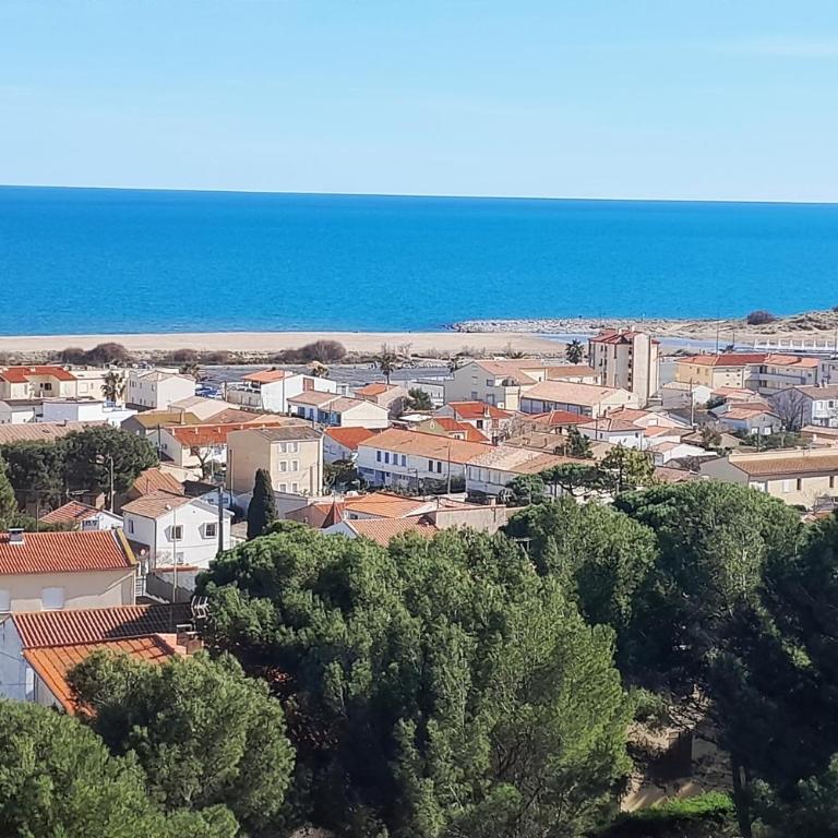 Appartement Saint Pierre la Mer 6 personnes, vue sur la mer, piscine, parking, tennis M330 - Two-Bedroom Apartment - 16