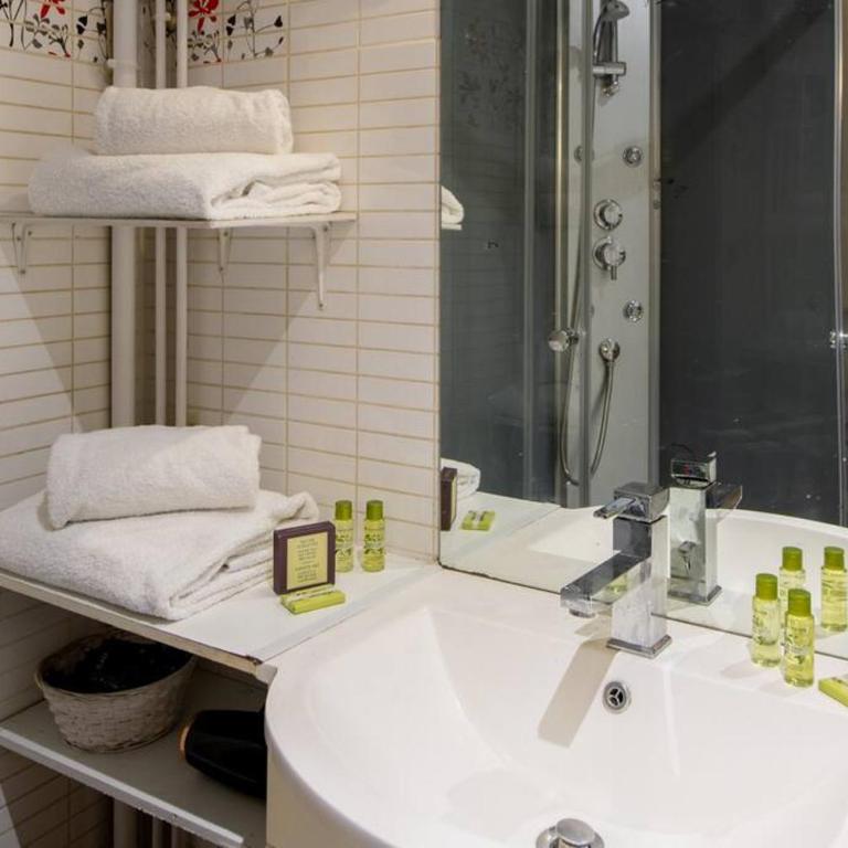 Beautiful studio on the most prestigious street Saint-Honore - Near Louvre, amazing location! - Studio Deluxe - 6