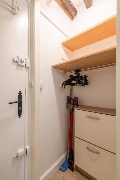 Beautiful studio on the most prestigious street Saint-Honore - Near Louvre, amazing location! - Studio Deluxe - 22