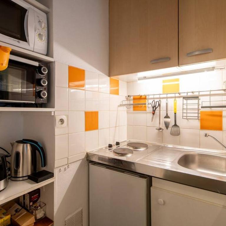 Beautiful studio on the most prestigious street Saint-Honore - Near Louvre, amazing location! - Studio Deluxe - 25