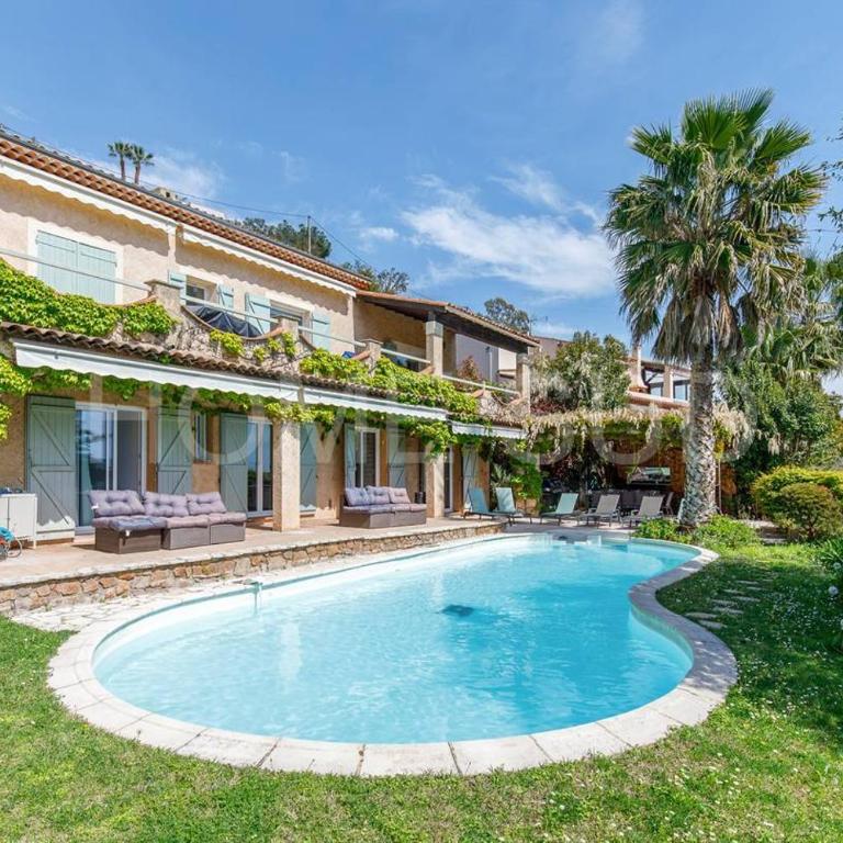 Villa de vacances 5 chambres piscine privée et vue mer panoramique - Maison de Vacances - 26