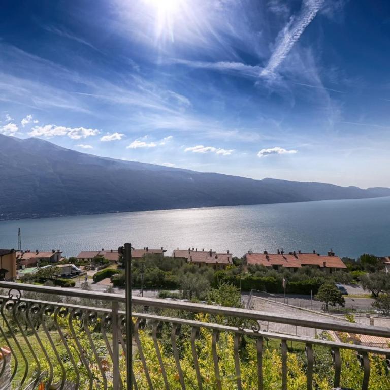Rustico Melograno, Il Grano by Theater Home - Appartamento con Vista Lago - 1