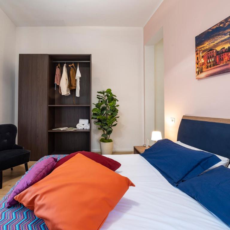 Italianflat - Rentroom 200mt to Arena - Camera Familiare - 9