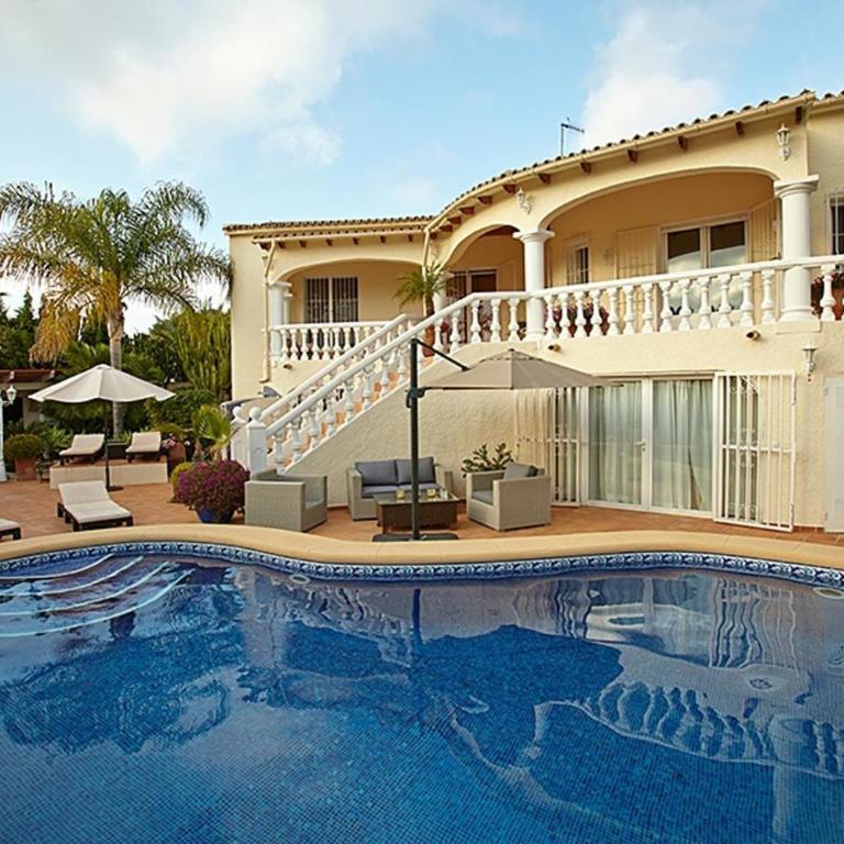 Luxury 5 Bed Mountain Views Heated Pool Games Room - Casa - 1