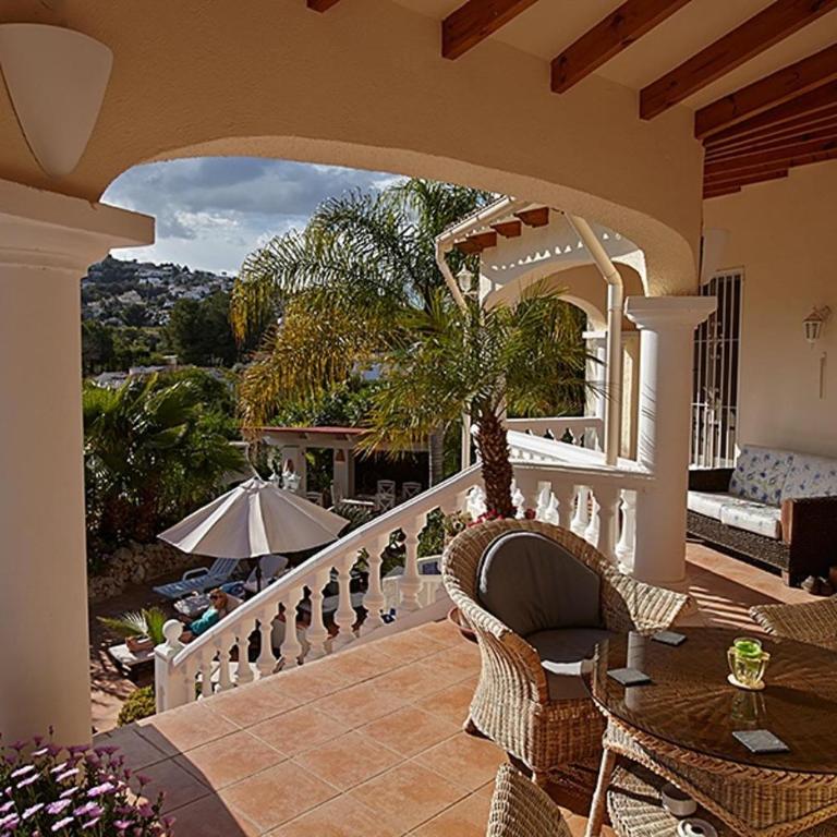 Luxury 5 Bed Mountain Views Heated Pool Games Room - Casa - 11
