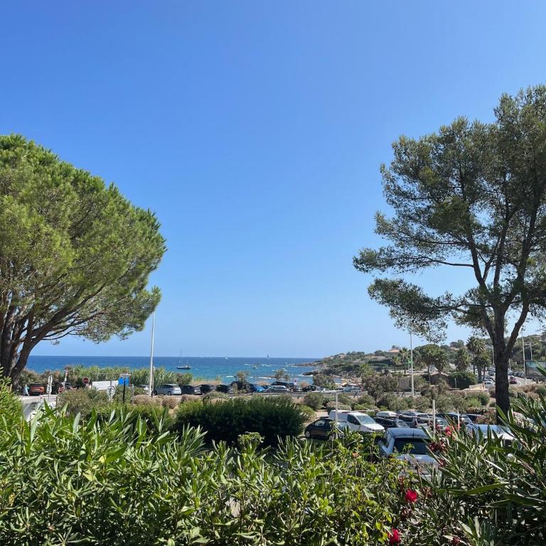 Les Issambres, appt accès direct plage sable, idéal 4 pers, vue mer, Clim - Appartement - Vue sur Mer - 18