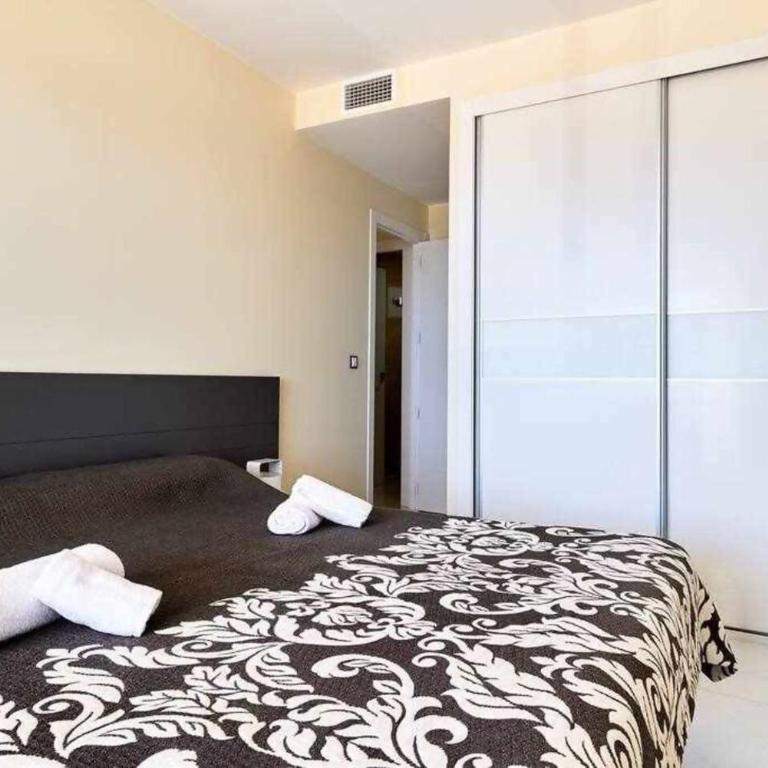 Exclusivo apartamento frente al mar en Infinity - Apartamento de 2 dormitorios - 4