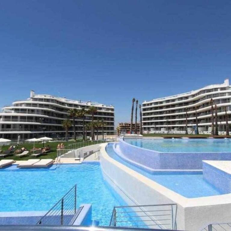 Exclusivo apartamento frente al mar en Infinity - Apartamento de 2 dormitorios - 25