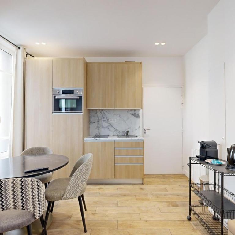 152 Suite Sylvie - Superbe Appartement à Paris - Appartement - 1