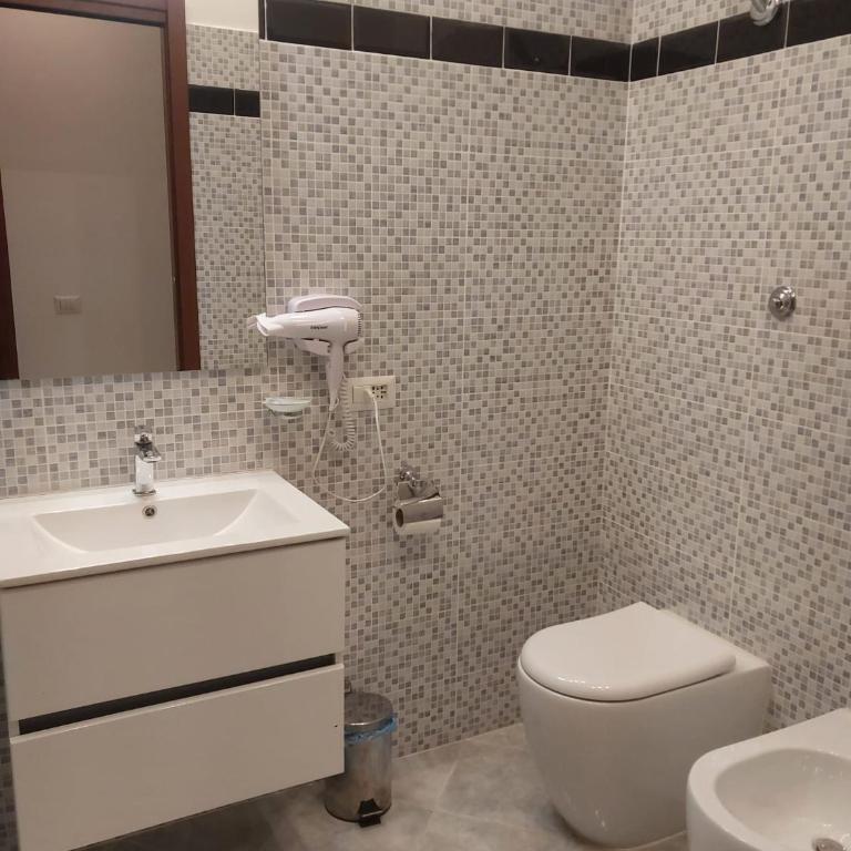 King Suite - Intera Suite vicino Aeroporto e Fiera di Roma - Suite Superior King - 11