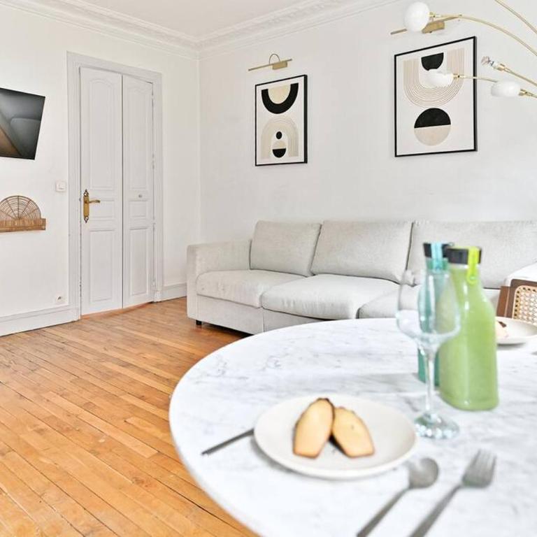 Appartement Haussmannien lumineux et central- II - Appartement 1 Chambre - 25