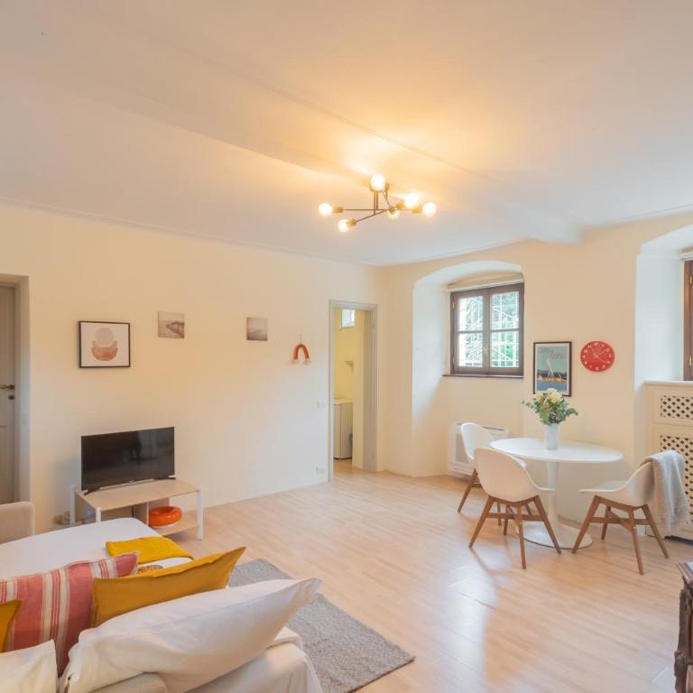 La Piazza di Cernobbio by Rent All Como - Appartamento - 23