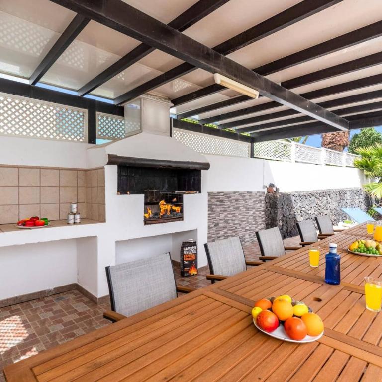 Villa Alvaro Dos by Villa Plus - Villa - 6