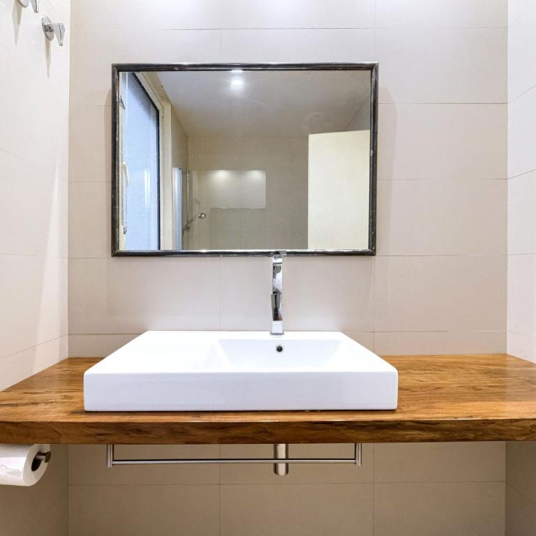 VT Céntrico con Encanto Cerca de San Mamés - Two-Bedroom Apartment - 10