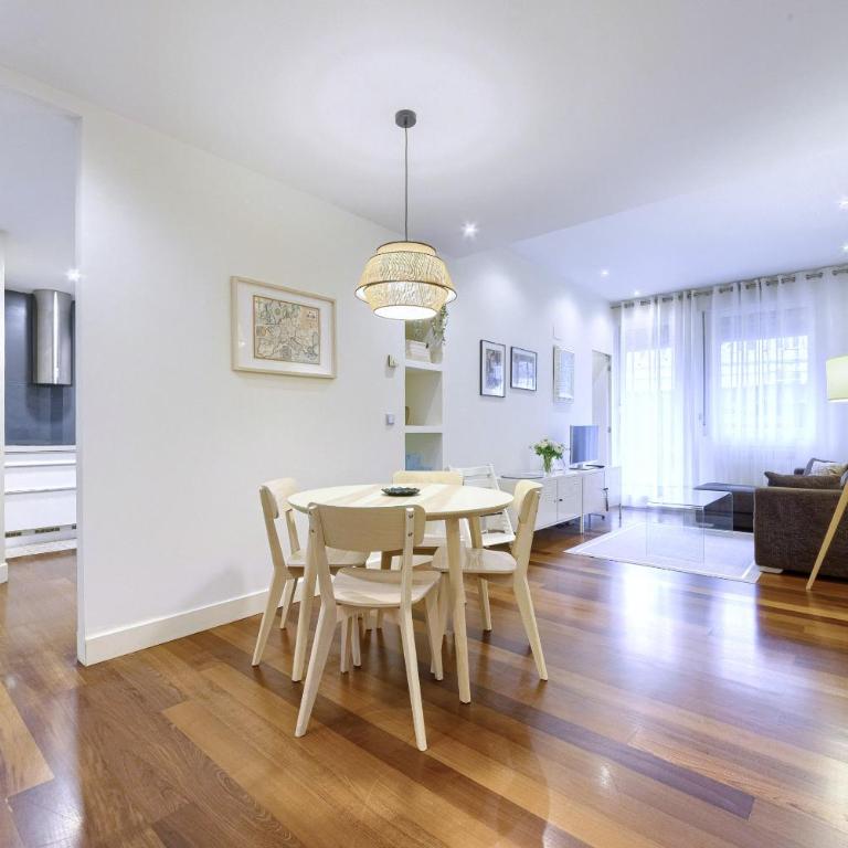 VT Céntrico con Encanto Cerca de San Mamés - Two-Bedroom Apartment - 9