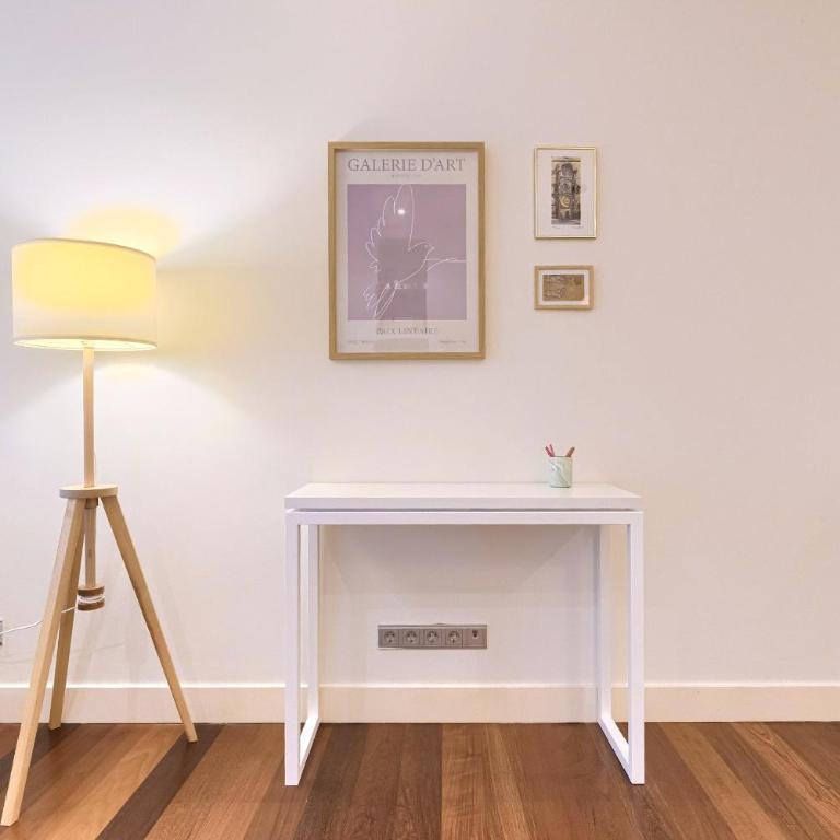 VT Céntrico con Encanto Cerca de San Mamés - Two-Bedroom Apartment - 24