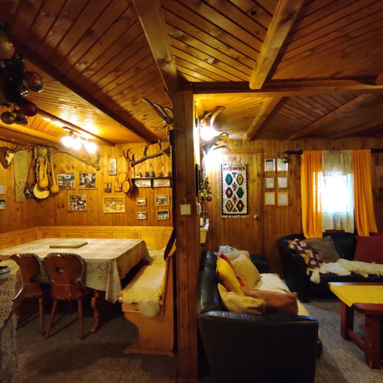 Drvenica Cabin - Three-Bedroom House - 22