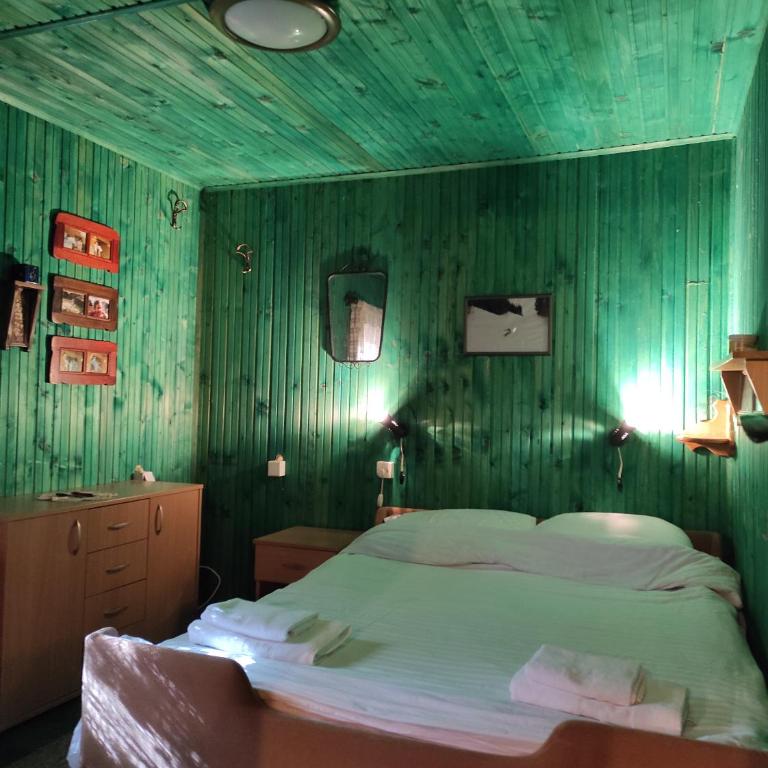 Drvenica Cabin - Three-Bedroom House - 38