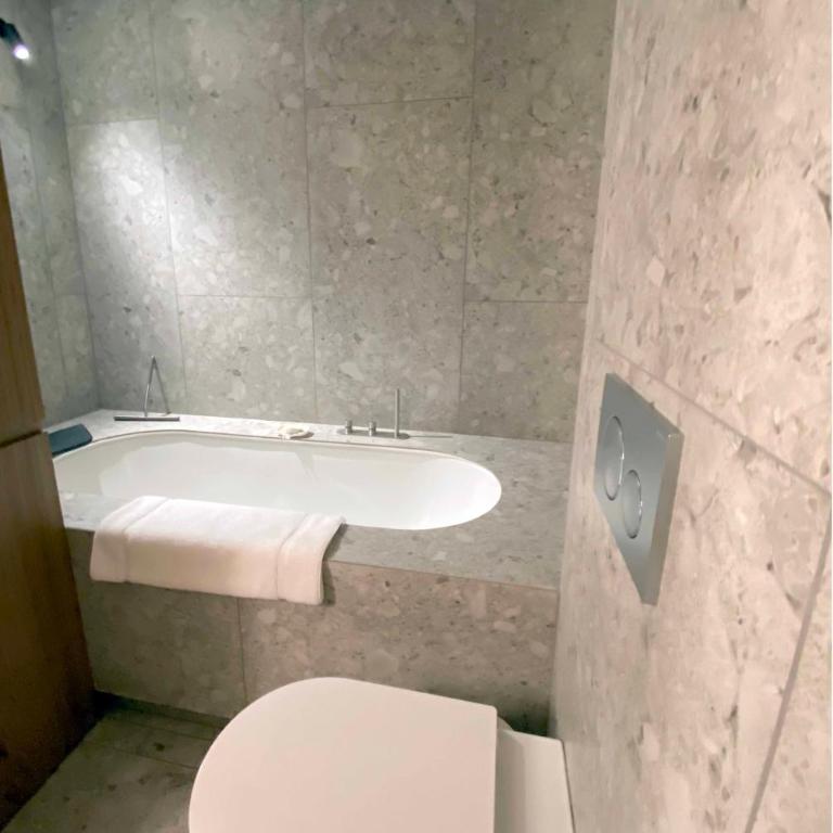 TheRoyal5 - Appartamento Deluxe con 4 Camere da Letto - 15