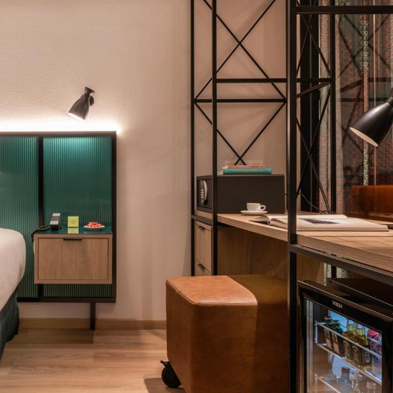 Axel Hotel Bilbao - Adults Only - Junior Suite - 8
