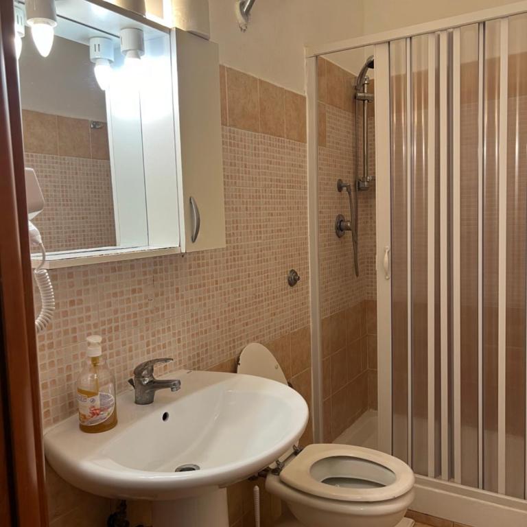 Stephany's Guesthouse - Camera Tripla Standard - 6