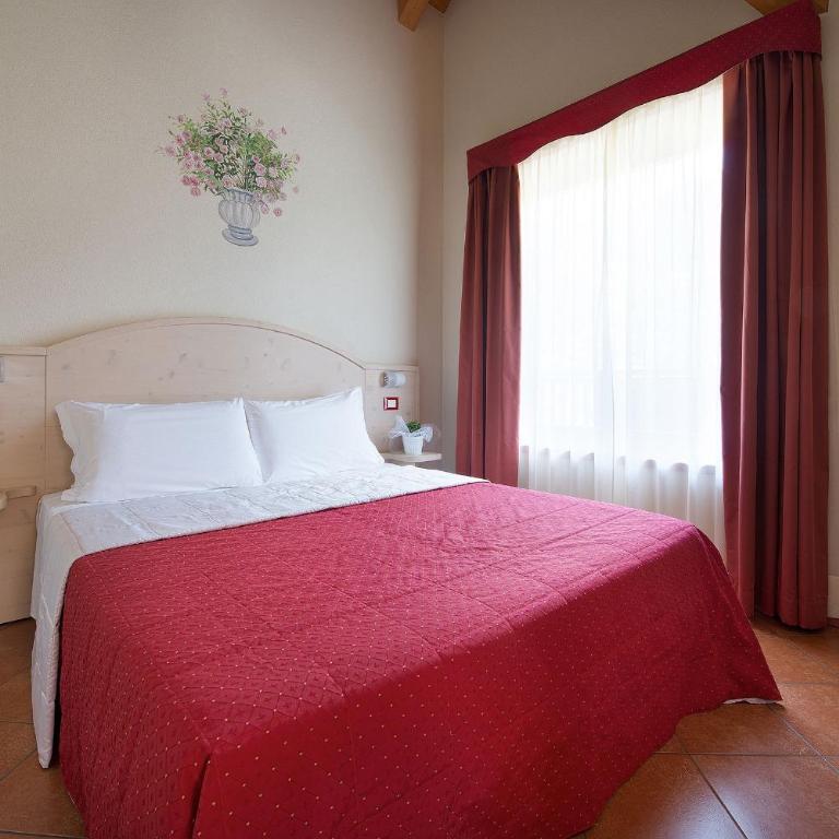 Residence Adamello Resort - Appartamento con 2 Camere da Letto - 3
