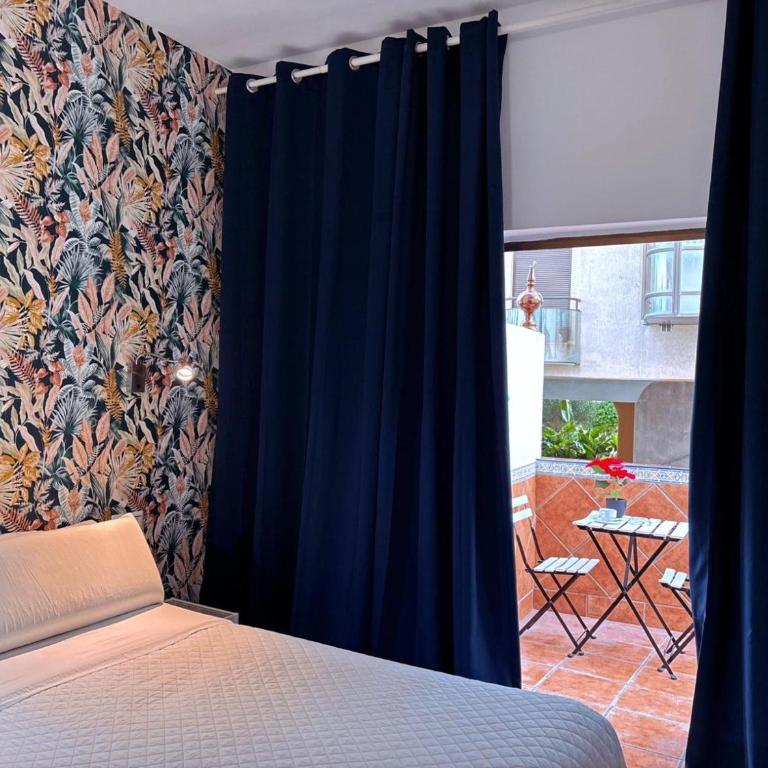 Guadalupe Hostal By Torremolinos On-line - Habitación Doble con terraza - 1 o 2 camas - 3