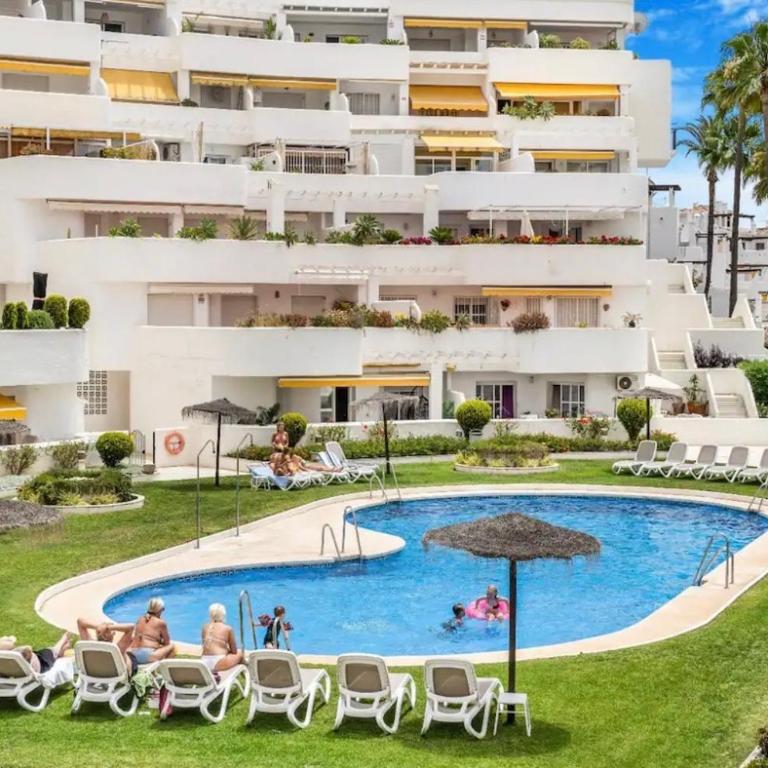 Casa Fina Marbella Urb El Dorado - Apartment - 4