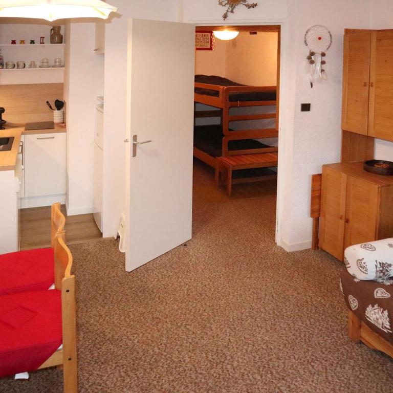 Grand studio au coeur de la station, 4 pers, skis aux pieds - FR-1-322-308 - Apartment (4 Erwachsene) - 8