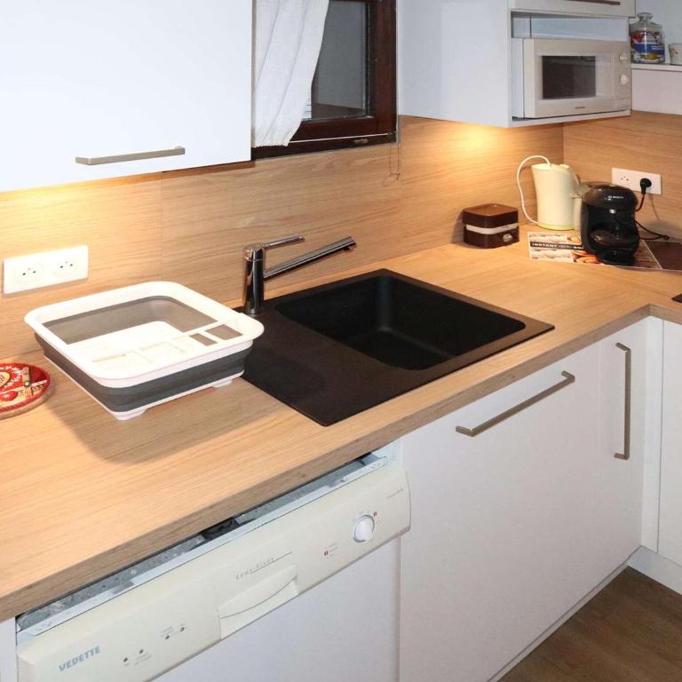 Grand studio au coeur de la station, 4 pers, skis aux pieds - FR-1-322-308 - Apartment (4 Erwachsene) - 10