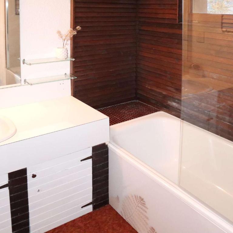 Grand studio au coeur de la station, 4 pers, skis aux pieds - FR-1-322-308 - Apartment (4 Erwachsene) - 13