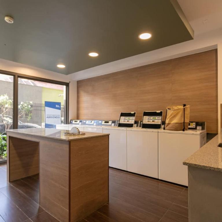 Central Lodging for meticulous Travelers - Apartamento - 22