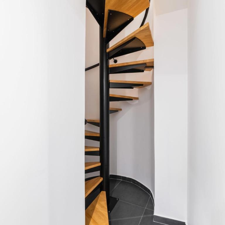 Studio refait a neuf montmartre - paris 18 - 2P - Studio - 12