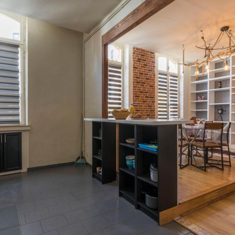 l'atypique au centre des arcades Elégant Spacieux - Appartement 2 Chambres - 41