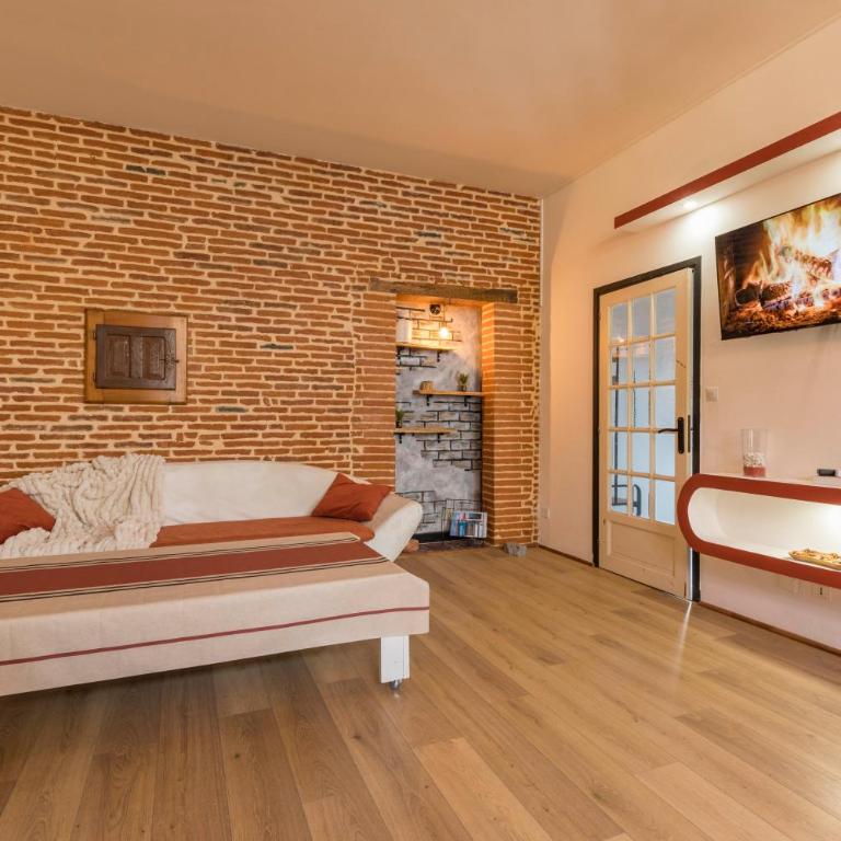 l'atypique au centre des arcades Elégant Spacieux - Appartement 2 Chambres - 3