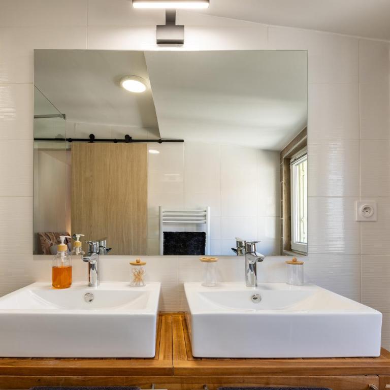 T3 Aqui es Besièrs - Centre-Historique - Cathédrale & Halles - Clim - Wifi - Free parking sur demande - Appartement 2 Chambres - 17