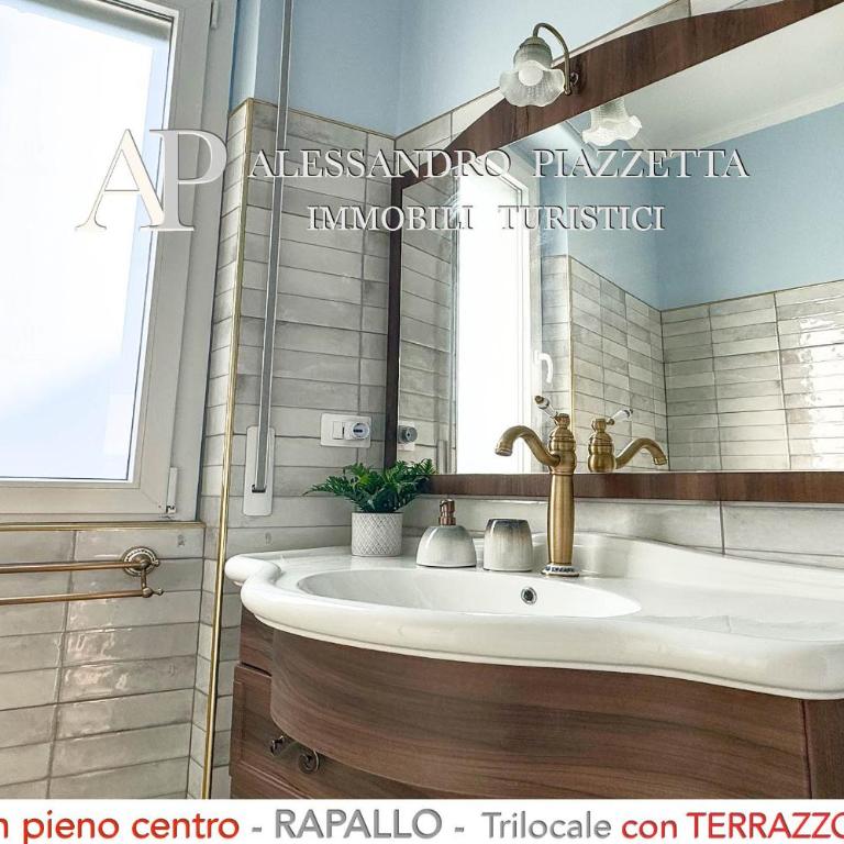 Terrazza Storica a Rapallo - Appartamento con 2 Camere da Letto - 38