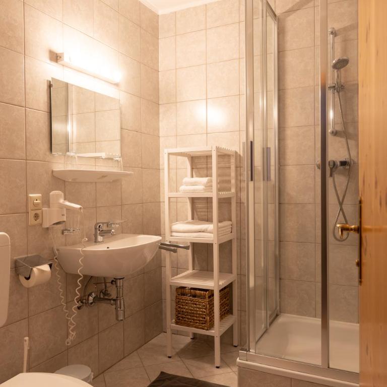 Der Thomataler Wirt - Doppelzimmer mit Balkon - 4