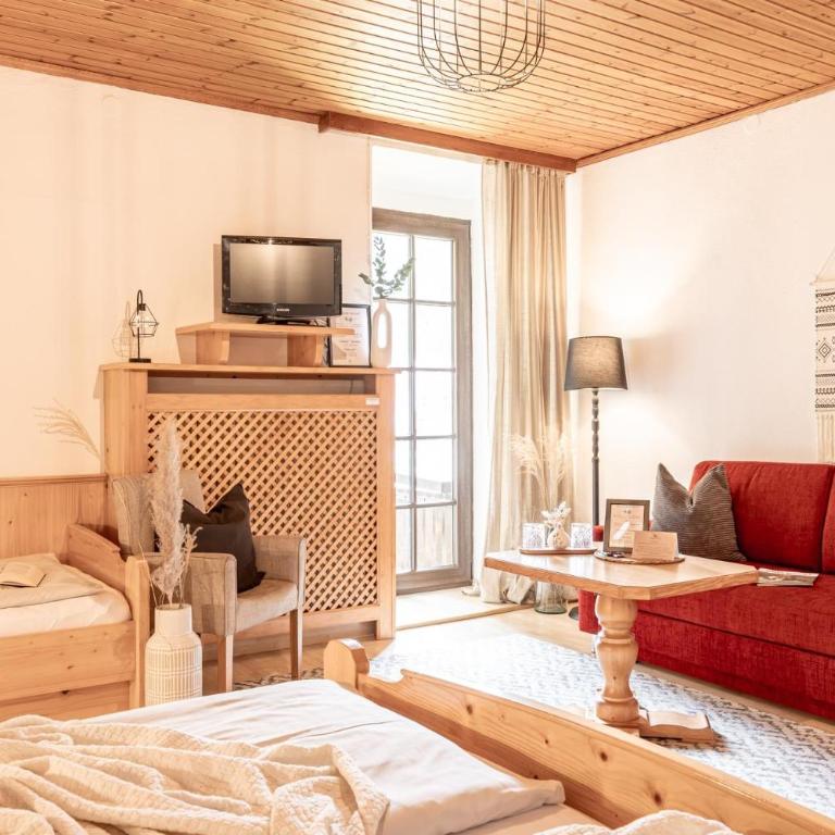 Der Thomataler Wirt - Dreibettzimmer mit Badewanne - 4