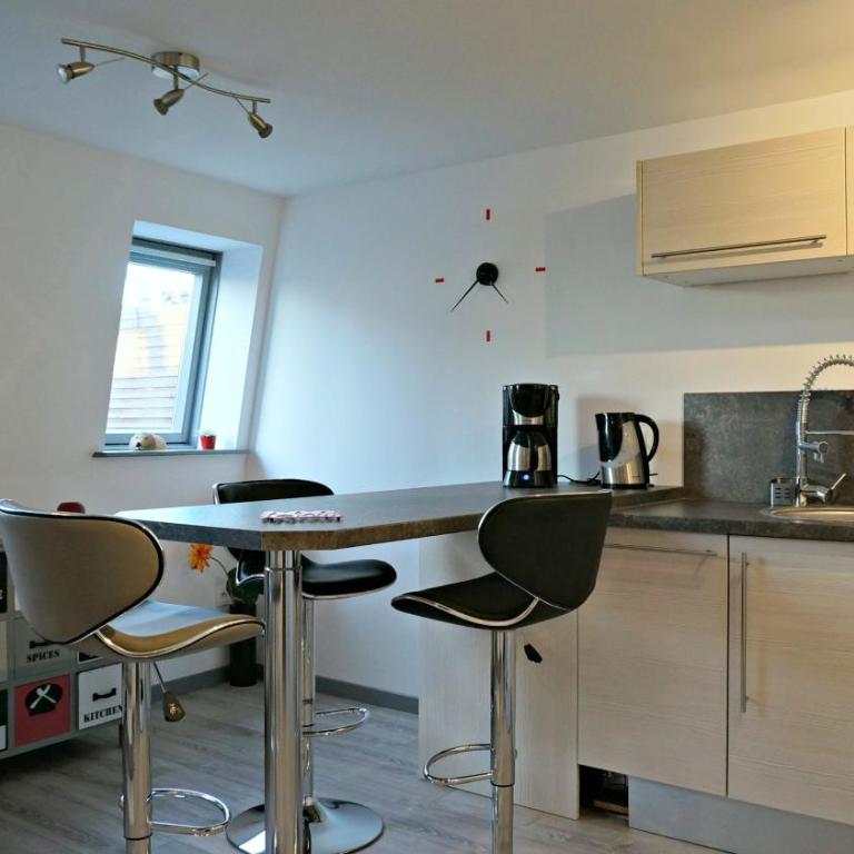 Little Suite - Nathan - Apartment - 9